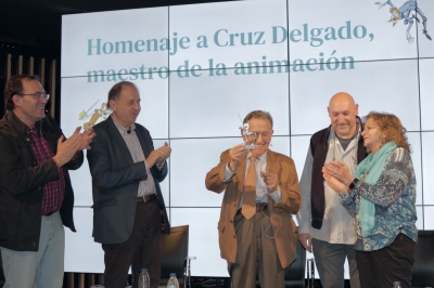 La Escuela Universitaria de Diseño, Innovación y Tecnología <a href="https://www.esne.es/esne-homenajea-cruz-delgado-icono-animacion-espanola/">ESNE</a> le brindó un homenaje a Cruz Delgado, maestro de varias generaciones de animadores.  